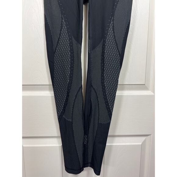 Lululemon Mapped Out High Rise Tight Black Glacier Grey Women's 6 Sense Knit - Picture 4 of 10
